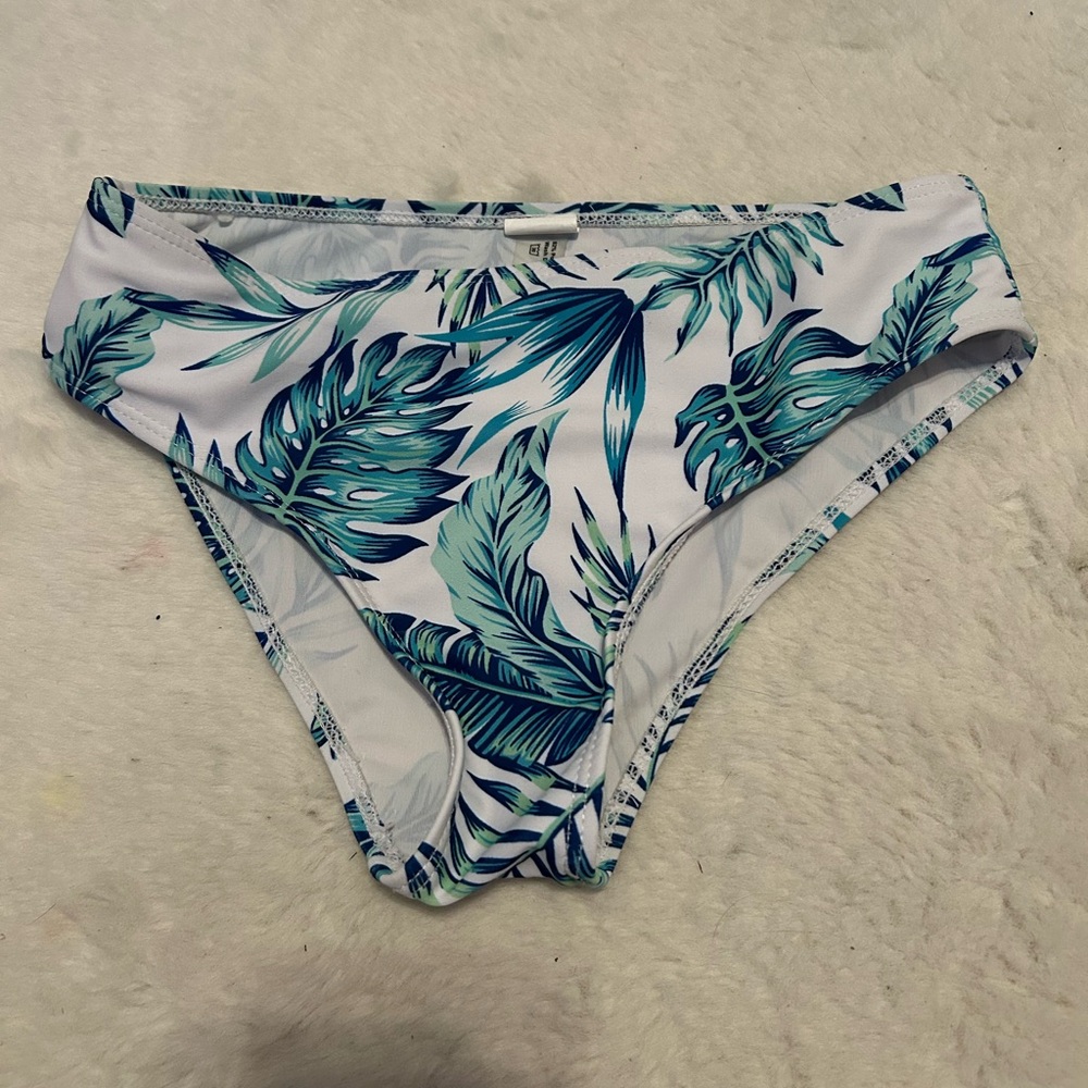 SHEIN Blue and Green Palm Print Bikini